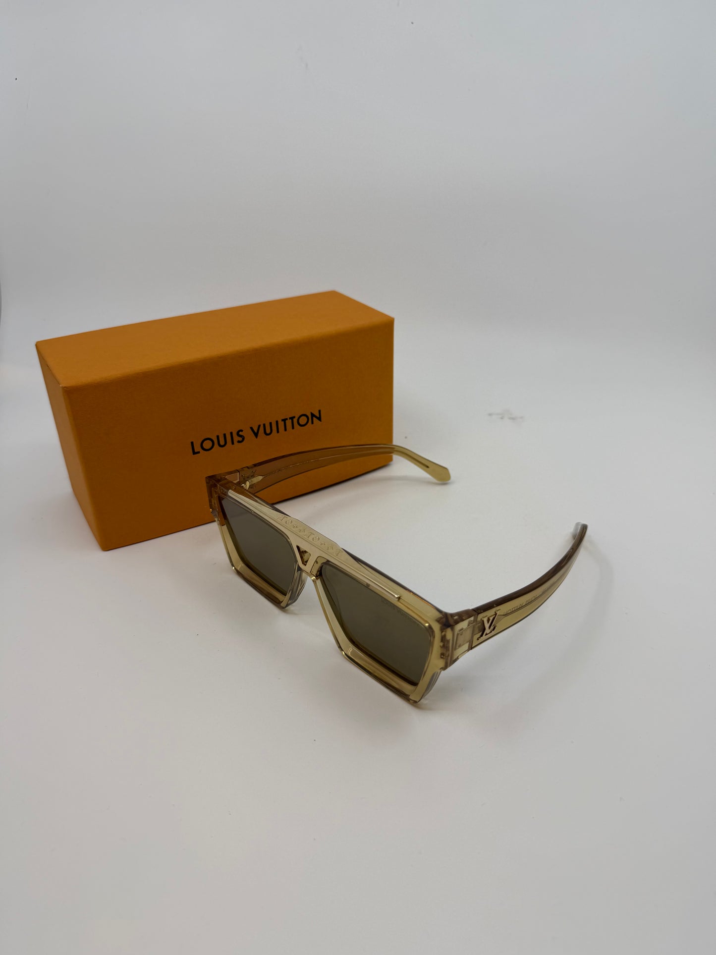 Louis Vuitton 1.1 Evidence Sunglasses